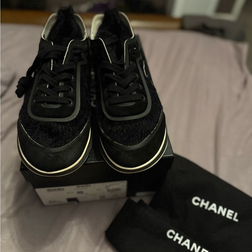 Suede Calfskin Tweed Stretch Fabric CC Sneakers 39.5 Black white